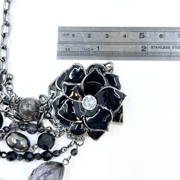 NY & CO - Multi Layered Enameled Black Flower Beaded Gunmetal Tone 16” Necklace - Picture 10 of 10